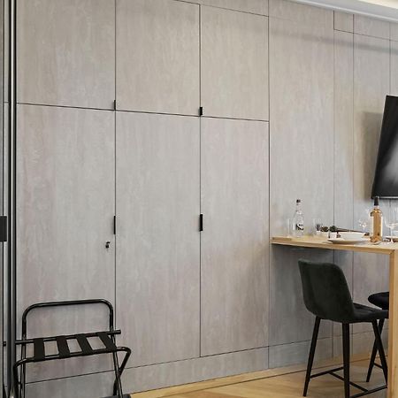 Studio Jungle Breath - City Centre Бухарест Екстер'єр фото